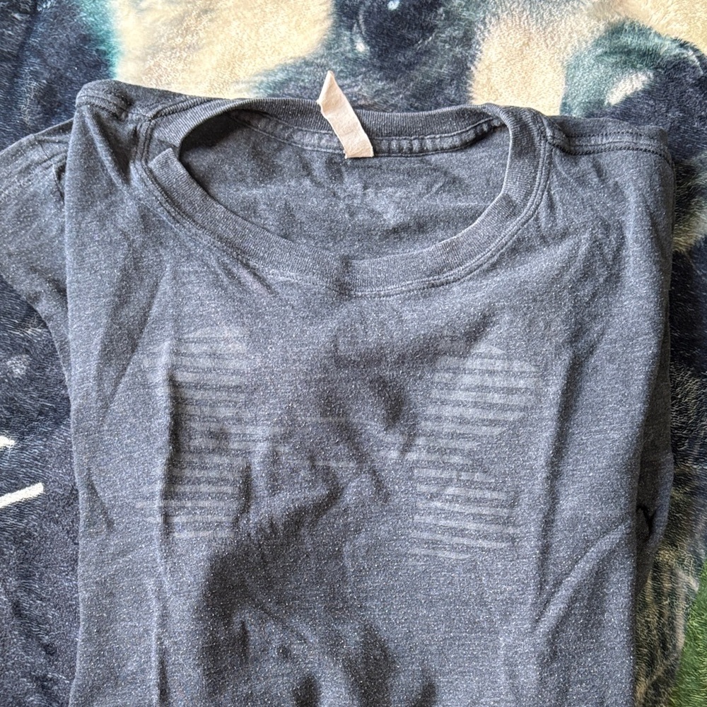 Under Armour Gray Short Sleeve Tee
